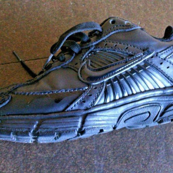 Nike Sneakers Lace Up Kids Shoes Black Trainer Youth Size 11.5 C Low Top Sports - Picture 10 of 16
